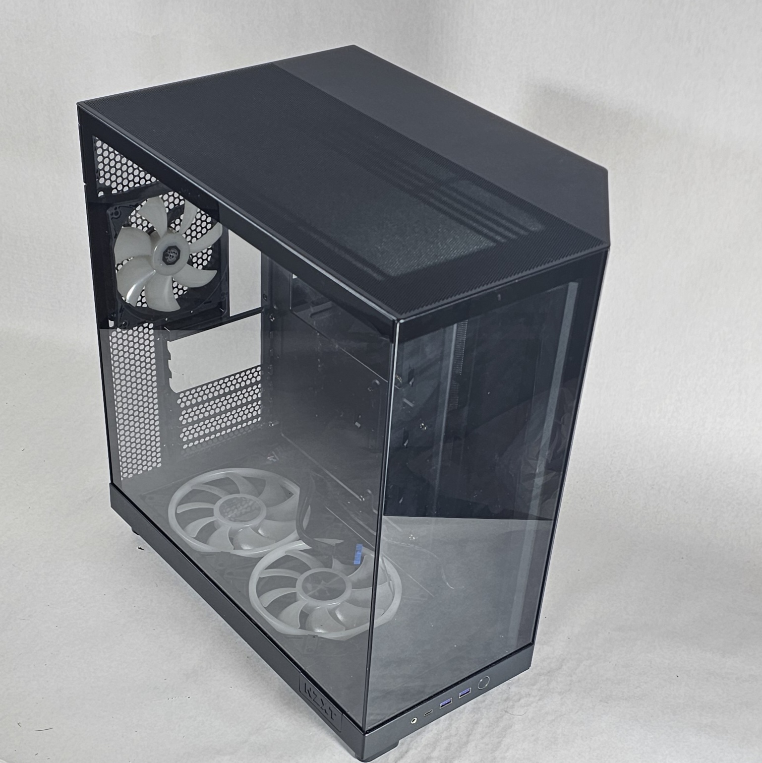Black NZXT PC Case with Tempered Glass w/ 5 Fans